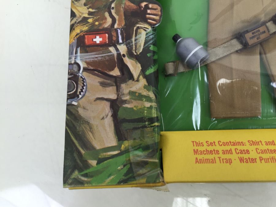 GI Joe Adventure Team Jungle Survival Authentic GI Joe Clothing New In Box Hasbro 7370 Vintage 1971 [Photo 8]