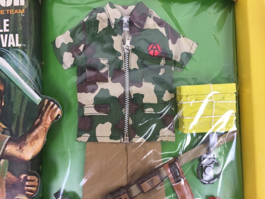 GI Joe Adventure Team Jungle Survival Authentic GI Joe Clothing New In Box Hasbro 7370 Vintage 1971 [Photo 5]