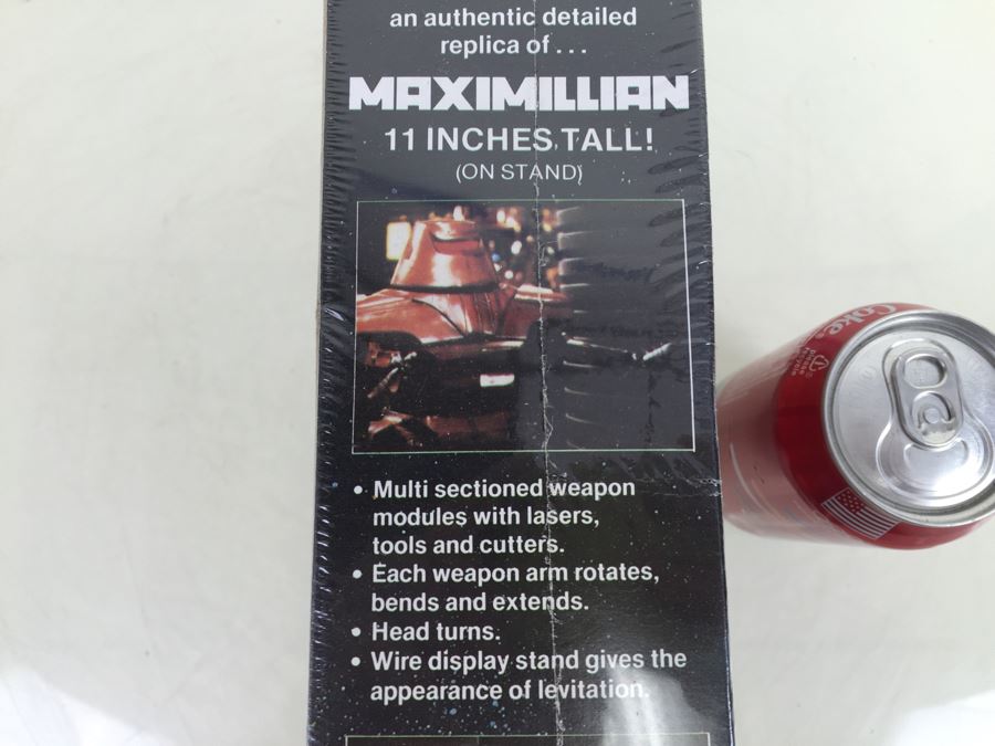 Walt Disney Studios' The Black Hole 'Maximillian' 11' Tall Robot Model MPC Model Kit Vintage 1979 New Old Stock Sealed [Photo 3]