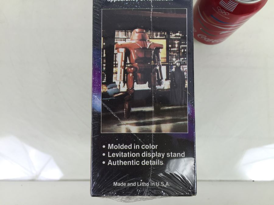 Walt Disney Studios' The Black Hole 'Maximillian' 11' Tall Robot Model MPC Model Kit Vintage 1979 New Old Stock Sealed [Photo 13]