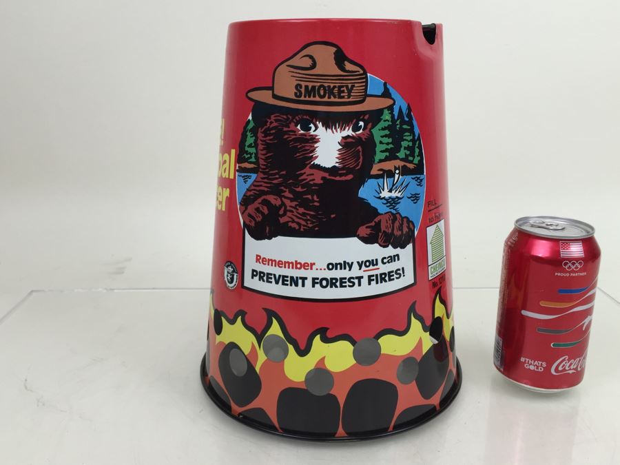 SMOKEY The Bear Safe Charcoal Starter Cheinco Inc Vintage 1968 New Old Stock