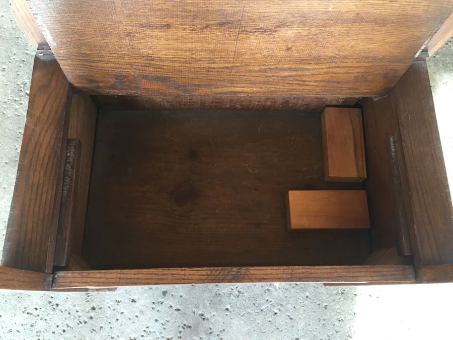 Stunning Smaller Vintage Hall Tree With Custom Cushions [Photo 13]