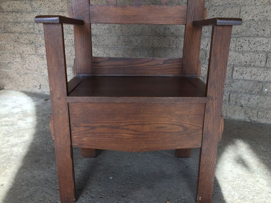 Stunning Smaller Vintage Hall Tree With Custom Cushions [Photo 14]