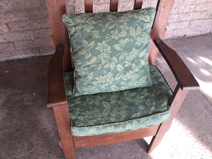 Stunning Smaller Vintage Hall Tree With Custom Cushions [Photo 20]