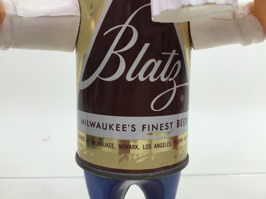 Vintage 1959 Blatz Beer Man Beer Advertising Missing Flag Breweriana [Photo 3]