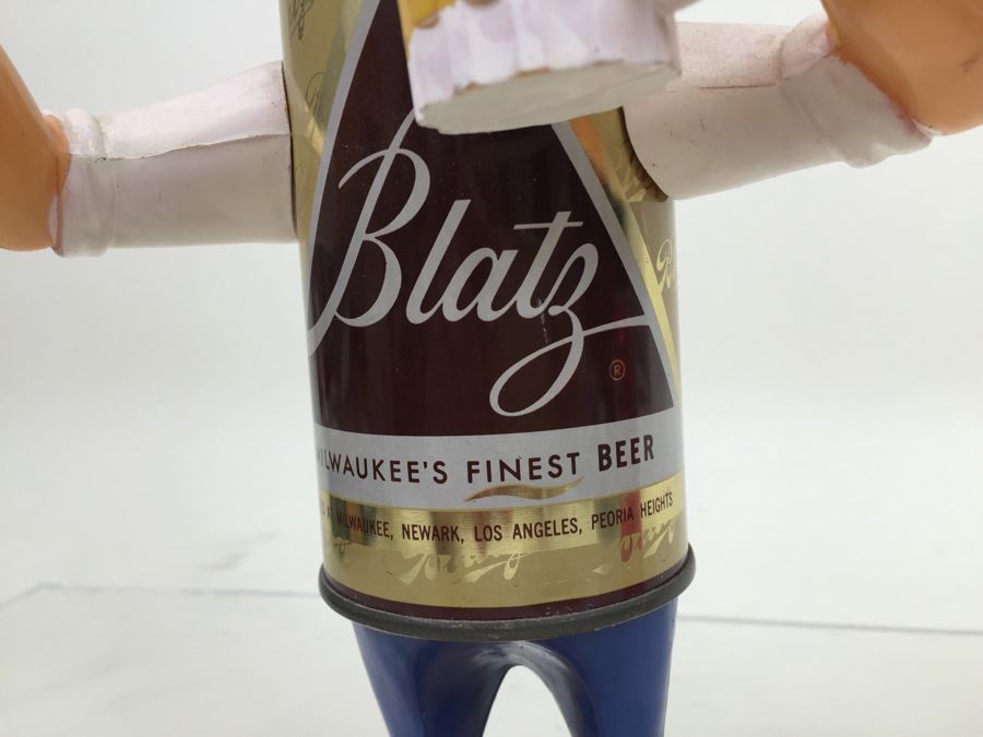 Vintage 1959 Blatz Beer Man Beer Advertising Missing Flag Breweriana [Photo 12]
