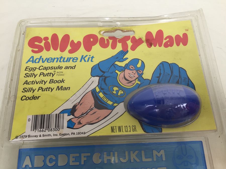 Silly Putty Man Adventure Kit With Egg-Capsule And Silly Putty Man Vs. The Space Pirates Comic Activity Book New In Packaging Vintage 1979 Binney & Smith [Photo 8]