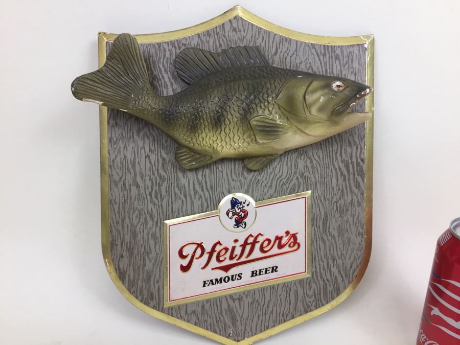Pfeiffer's Famous Beer Trophy Head Plaque Series For Pfeiffer Brewing Co Black Bass Bar Liquor Store Advertising [Photo 5]