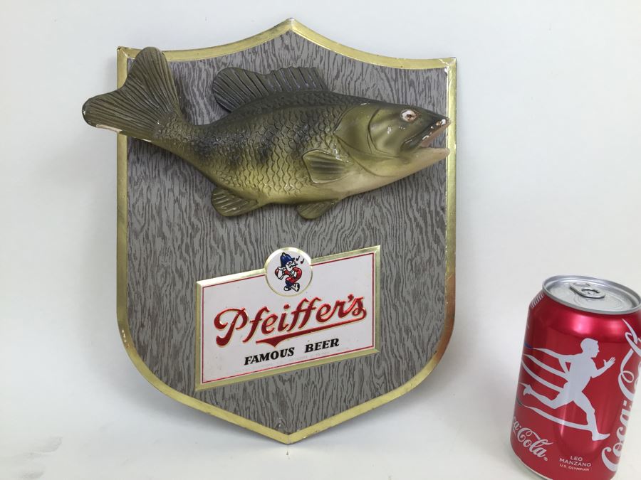 Pfeiffer's Famous Beer Trophy Head Plaque Series For Pfeiffer Brewing Co Black Bass Bar Liquor Store Advertising [Photo 1]