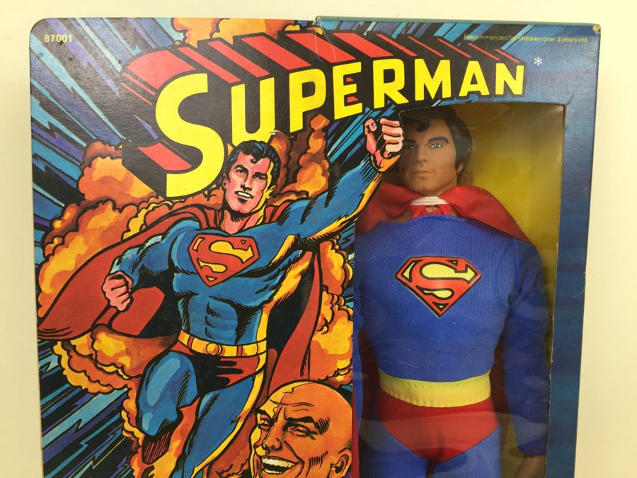 MEGO Superman Fly Away Action Figure 12 1/2' Size New In Box 87001 Vintage 1977 [Photo 3]