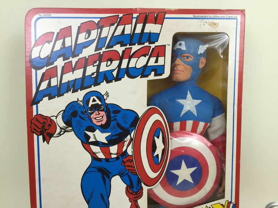 MEGO Captain America Fly Away Action Figure 12 1/2' Size New In Box 83000 Vintage 1979 [Photo 3]