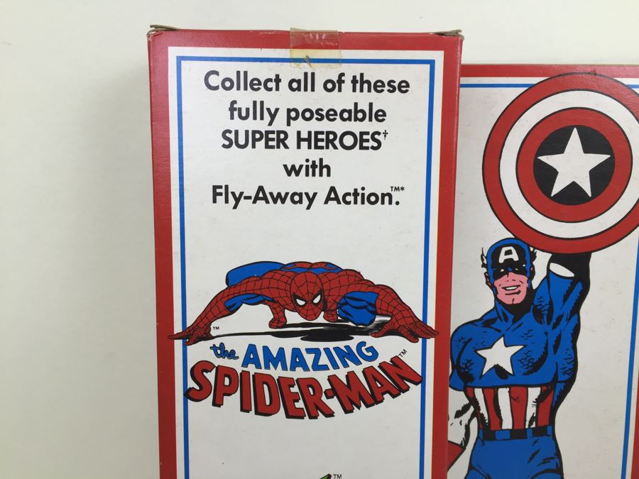 MEGO Captain America Fly Away Action Figure 12 1/2' Size New In Box 83000 Vintage 1979 [Photo 14]