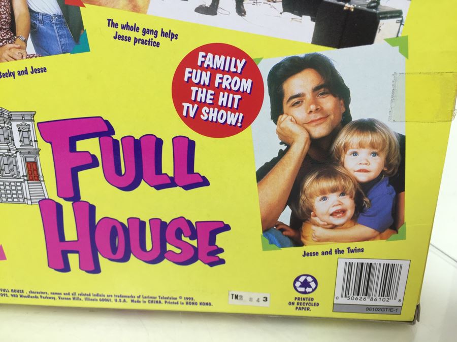 Pair Of FULL HOUSE TV Show Action Figure Sets Danny's Family And Jesse's Family Tiger Toys 86-101 86-102 New In Box Vintage 1993 [Photo 26]