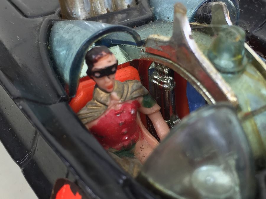 CORGI TOYS BATMAN! BATMOBILE National Periodical Publications Inc Made In Gt Britain [Photo 2]