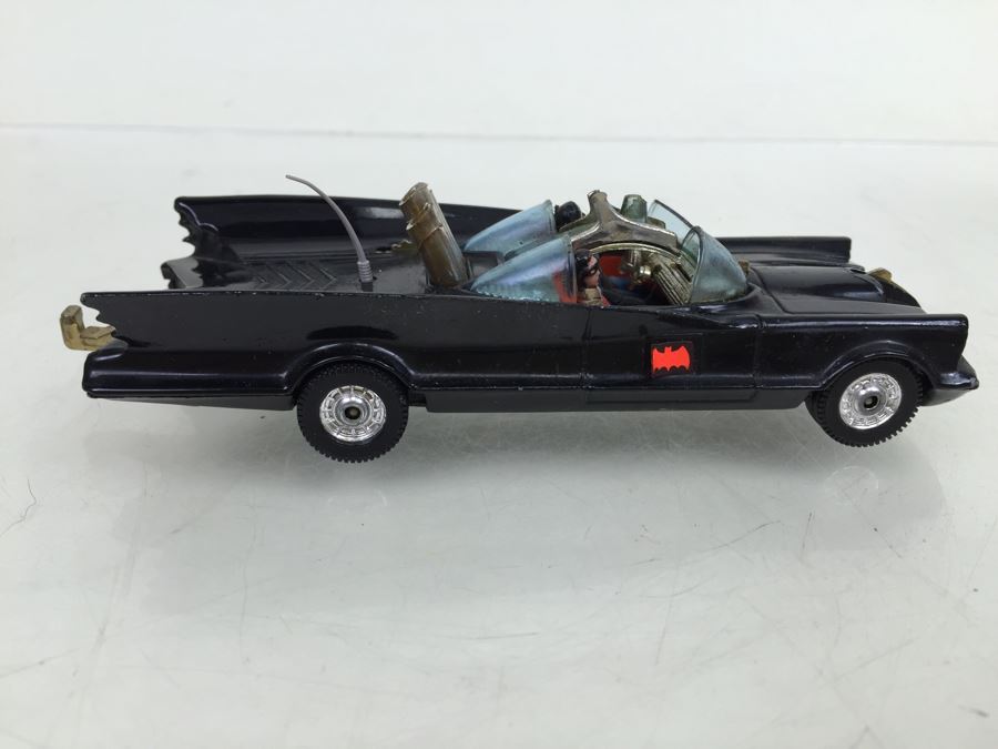 CORGI TOYS BATMAN! BATMOBILE National Periodical Publications Inc Made In Gt Britain [Photo 16]