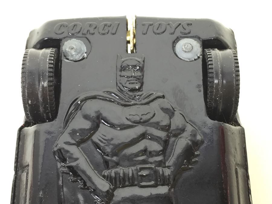CORGI TOYS BATMAN! BATMOBILE National Periodical Publications Inc Made In Gt Britain [Photo 24]