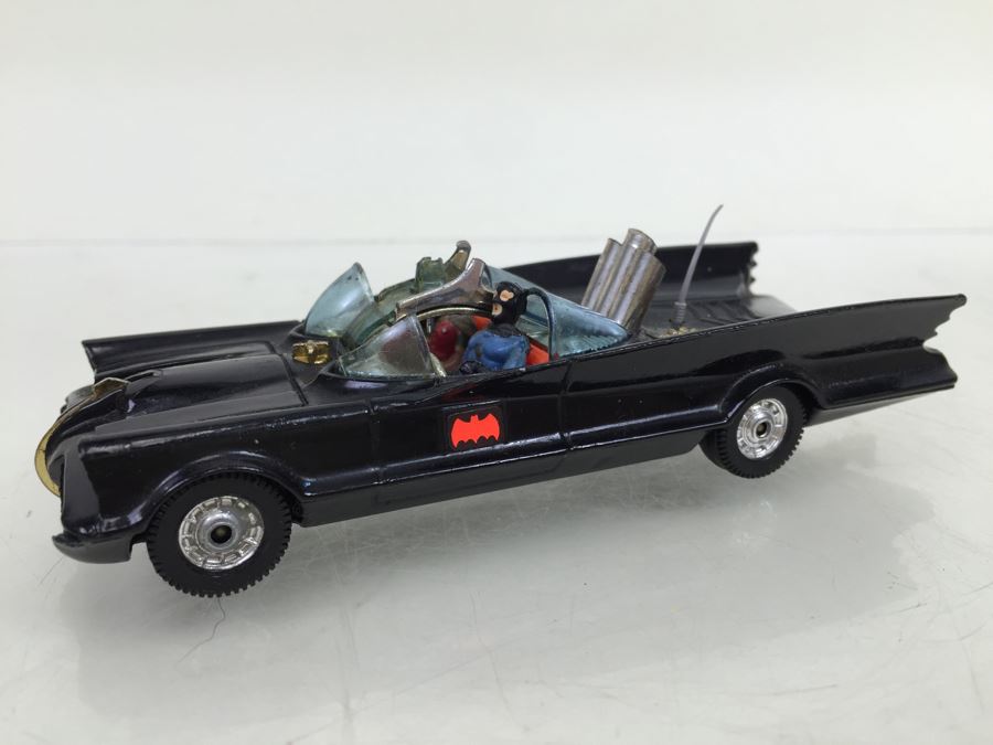 CORGI TOYS BATMAN! BATMOBILE National Periodical Publications Inc Made In Gt Britain [Photo 10]