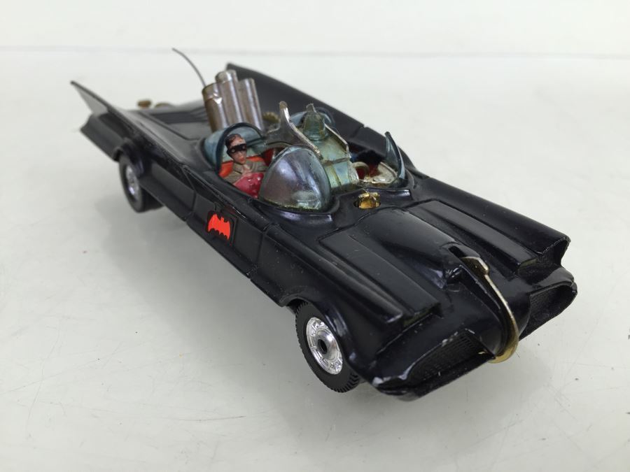 CORGI TOYS BATMAN! BATMOBILE National Periodical Publications Inc Made In Gt Britain [Photo 17]