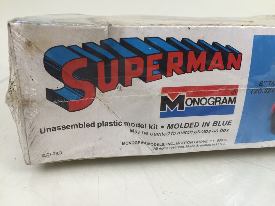 SUPERMAN MONOGRAM Model Kit Featuring Superman Punching Through Brick Wall 8' Tall 6301 New In Box Sealed DC Comics Vintage 1978 [Photo 9]