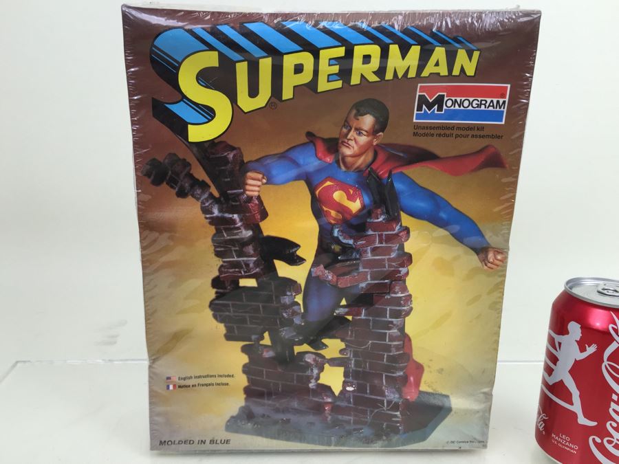 SUPERMAN MONOGRAM Model Kit Featuring Superman Punching Through Brick Wall 8' Tall 6301 New In Box Sealed DC Comics Vintage 1978 [Photo 6]