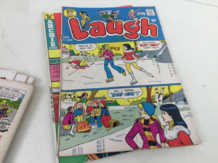 (7) Archie Series Comic Books Life With Archie + Reggie's Wise Guy Jokes + Little Archie + More [Photo 17]