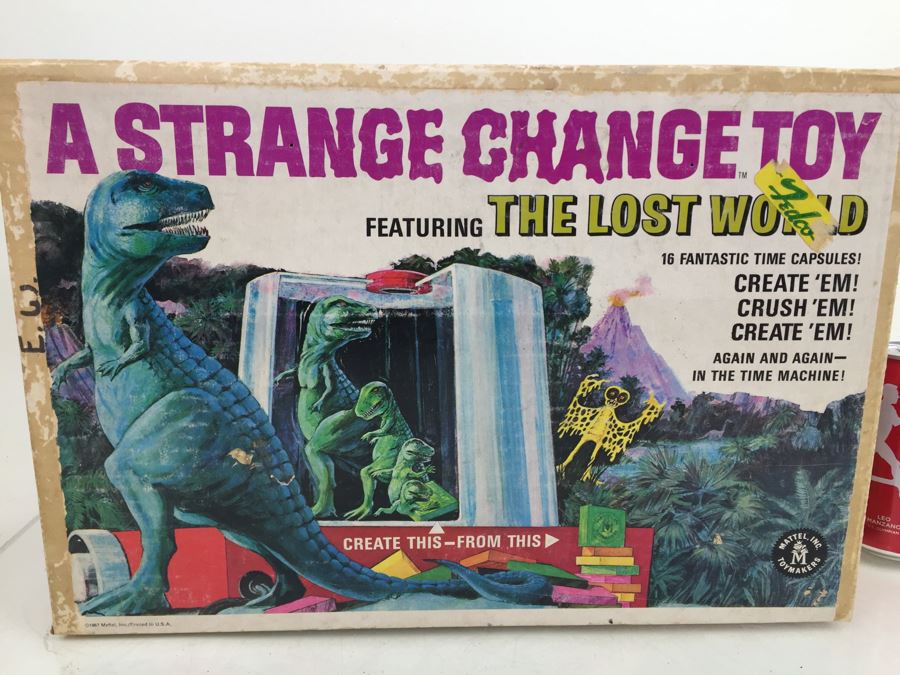 A Strange Change Toy Featuring THE LOST WORLD 16 Time Capsules Mattel 4581 Vintage 1967 With Box [Photo 4]