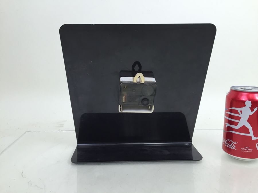 RENO DICE Clock Working [Photo 6]