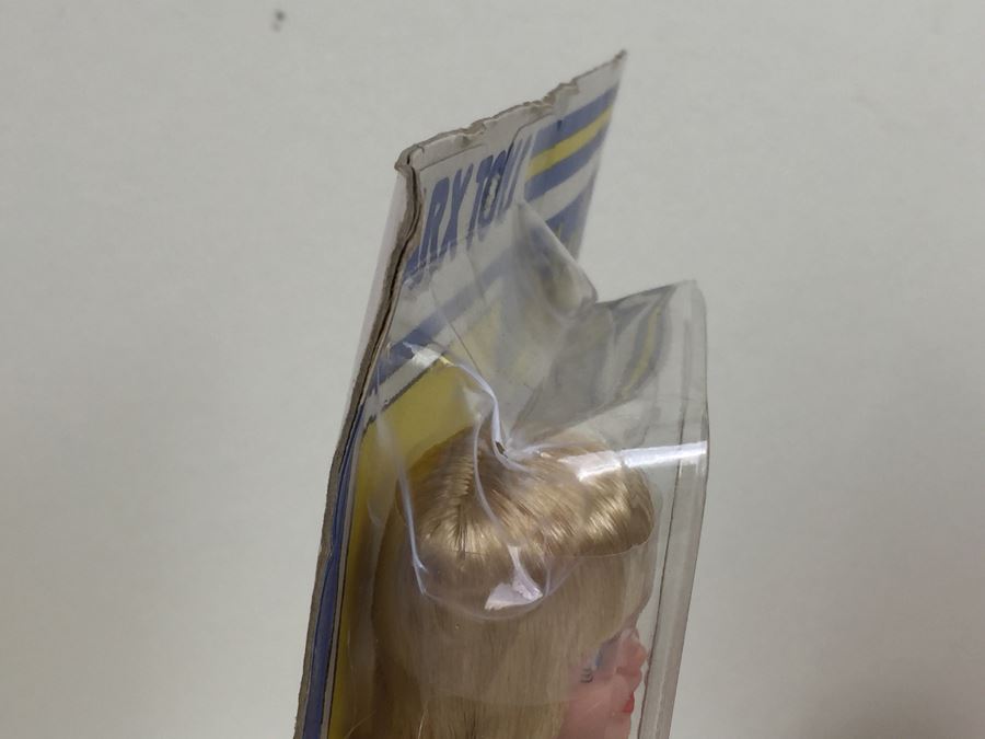 MARX TOYS The Archies 'Betty' HK 9026 New On Card Vintage 1975 [Photo 10]