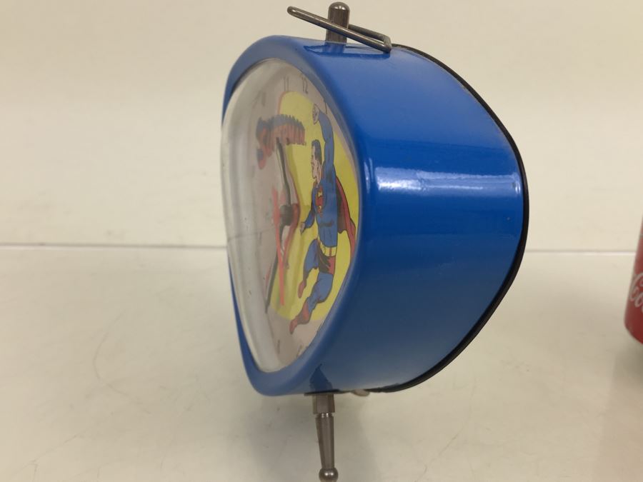 Recent 2001 Superman Clock DC Comics [Photo 11]