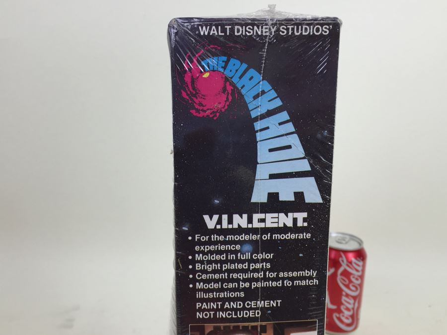 Walt Disney Studios' The Black Hole V.I.N.CENT. MPC Model Kit Over 8 1/2' Tall Robot Droid New In Box Sealed Vintage 1979 [Photo 11]