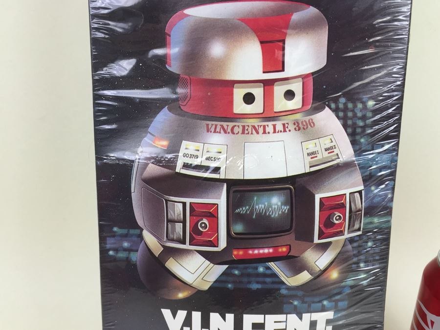 Walt Disney Studios' The Black Hole V.I.N.CENT. MPC Model Kit Over 8 1/2' Tall Robot Droid New In Box Sealed Vintage 1979 [Photo 5]