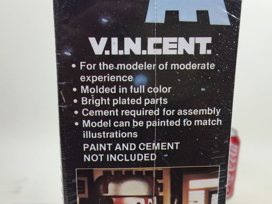 Walt Disney Studios' The Black Hole V.I.N.CENT. MPC Model Kit Over 8 1/2' Tall Robot Droid New In Box Sealed Vintage 1979 [Photo 12]