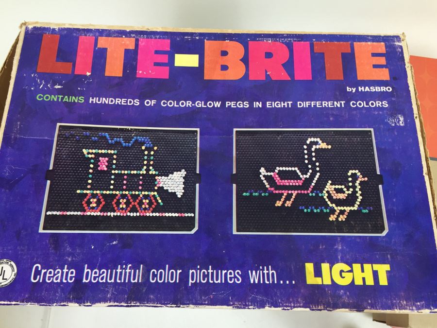 Vintage LITE-BRITE By HASBRO 5455 With Box And Tons Of Extra Colored Light Pegs Vintage 1967 [Photo 8]