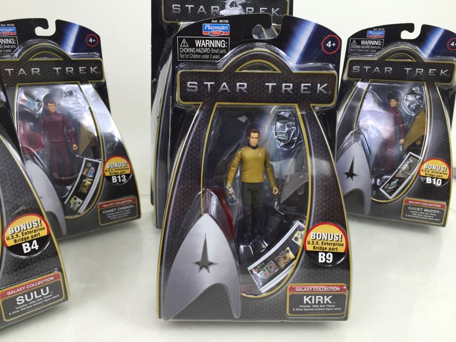 (9) STAR TREK Playmates Action Figures New In Packaging SPOCK, ORIGINAL SPOCK, CAPTAIN KIRK, + More From 2009 [Photo 19]