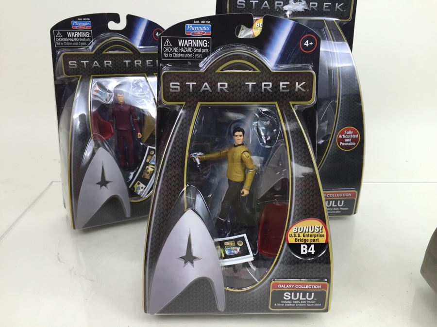 (9) STAR TREK Playmates Action Figures New In Packaging SPOCK, ORIGINAL SPOCK, CAPTAIN KIRK, + More From 2009 [Photo 27]