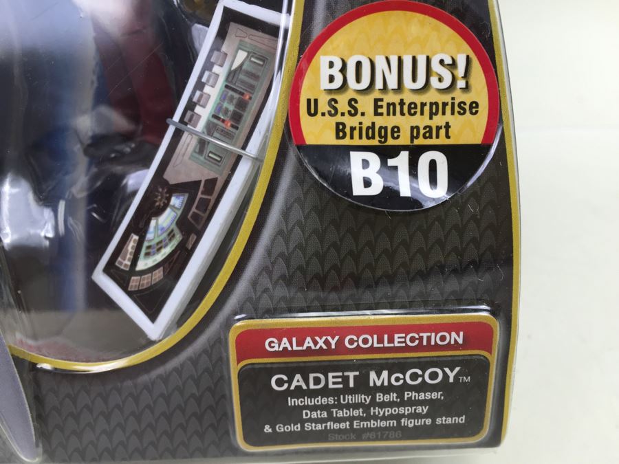 (9) STAR TREK Playmates Action Figures New In Packaging SPOCK, ORIGINAL SPOCK, CAPTAIN KIRK, + More From 2009 [Photo 25]