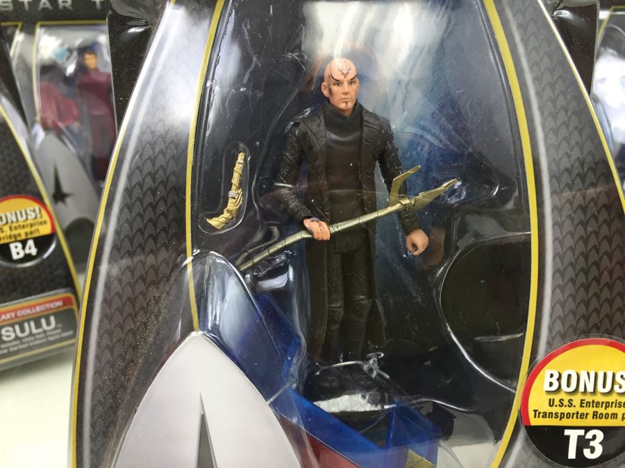 (9) STAR TREK Playmates Action Figures New In Packaging SPOCK, ORIGINAL SPOCK, CAPTAIN KIRK, + More From 2009 [Photo 12]