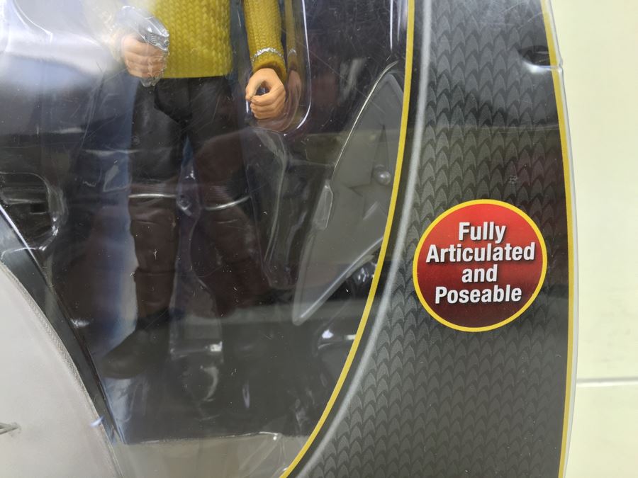 (9) STAR TREK Playmates Action Figures New In Packaging SPOCK, ORIGINAL SPOCK, CAPTAIN KIRK, + More From 2009 [Photo 38]