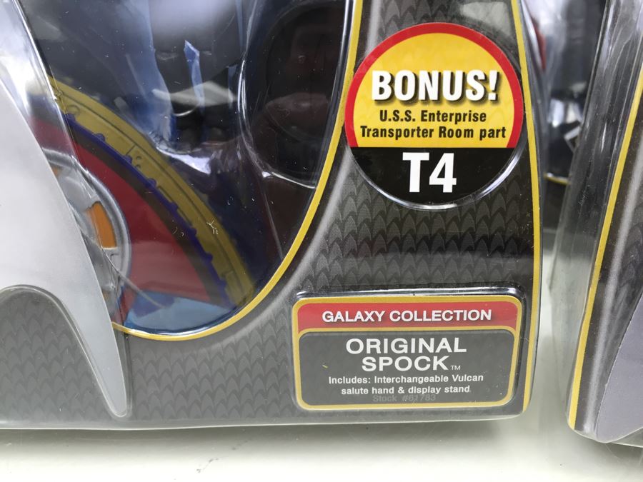 (9) STAR TREK Playmates Action Figures New In Packaging SPOCK, ORIGINAL SPOCK, CAPTAIN KIRK, + More From 2009 [Photo 6]