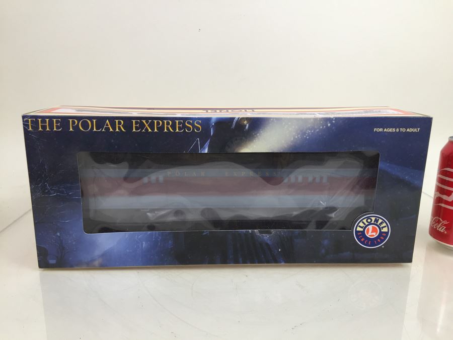 Pair Of LIONEL Trains 'The Polar Express' Polar Express Baggage Car 6-25135 And The Polar Express Diner Car 6-25134 From 2005 [Photo 2]