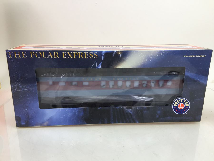Pair Of LIONEL Trains 'The Polar Express' Polar Express Baggage Car 6-25135 And The Polar Express Diner Car 6-25134 From 2005 [Photo 13]