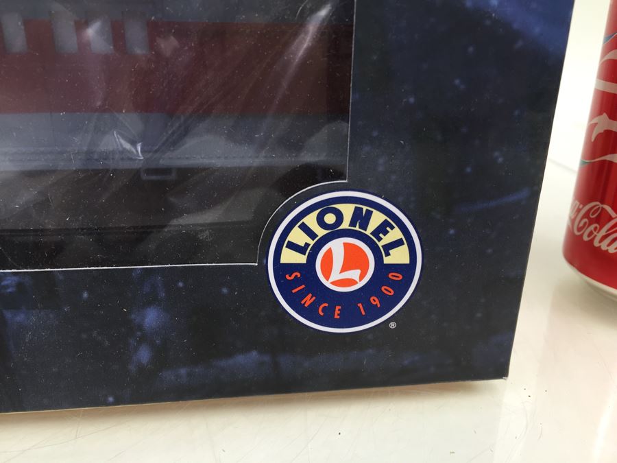 Pair Of LIONEL Trains 'The Polar Express' Polar Express Baggage Car 6-25135 And The Polar Express Diner Car 6-25134 From 2005 [Photo 5]