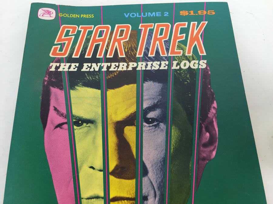 STAR TREK The Enterprise Logs Golden Press Comic Book Volume 2 Vintage 1976 Paramount Pictures [Photo 4]