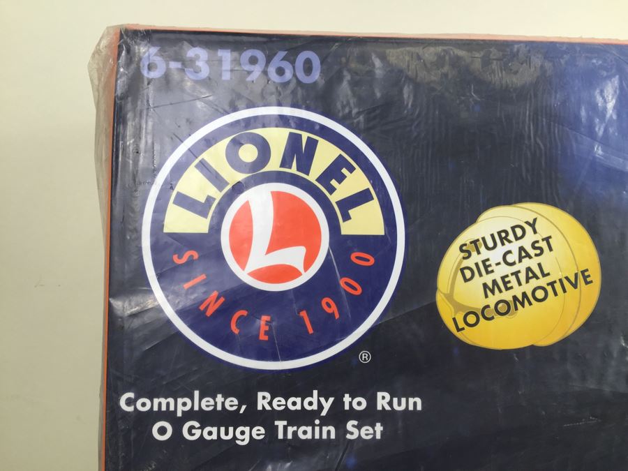 LIONEL Trains THE POLAR EXPRESS Train Set Factory Sealed 6-31960 Everything You Need Transformer, Tracks And Trains From 2004 Warner Bros. Movie [Photo 4]