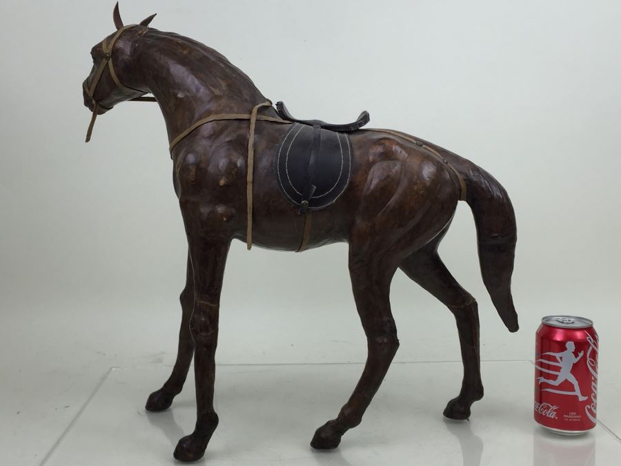Large Leather Bound Horse Statue Figure With Saddle And Bridle [Photo 3]