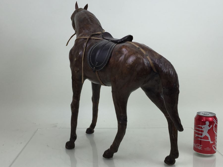 Large Leather Bound Horse Statue Figure With Saddle And Bridle [Photo 15]