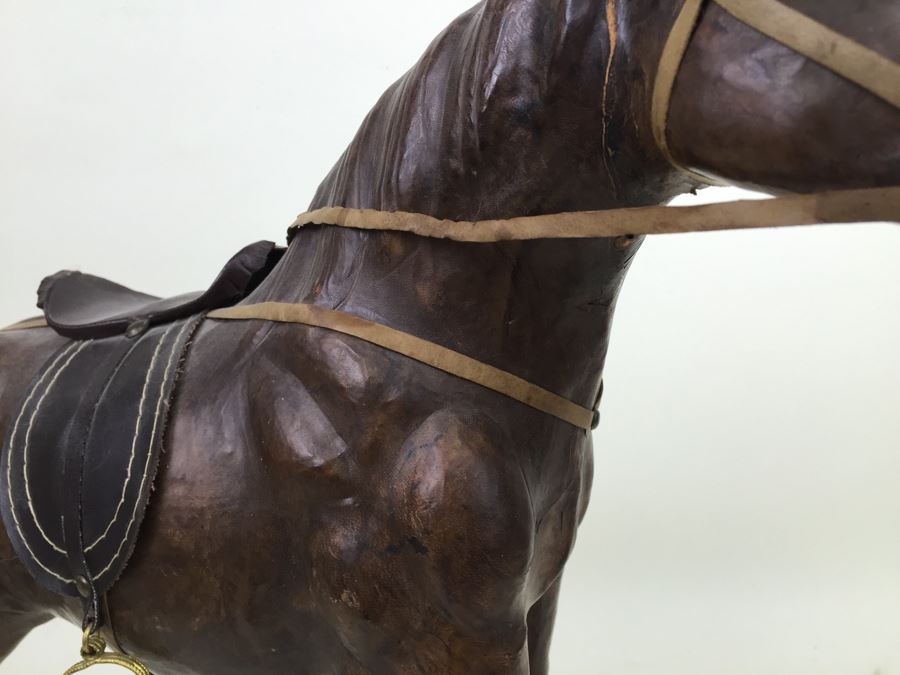 Large Leather Bound Horse Statue Figure With Saddle And Bridle [Photo 5]
