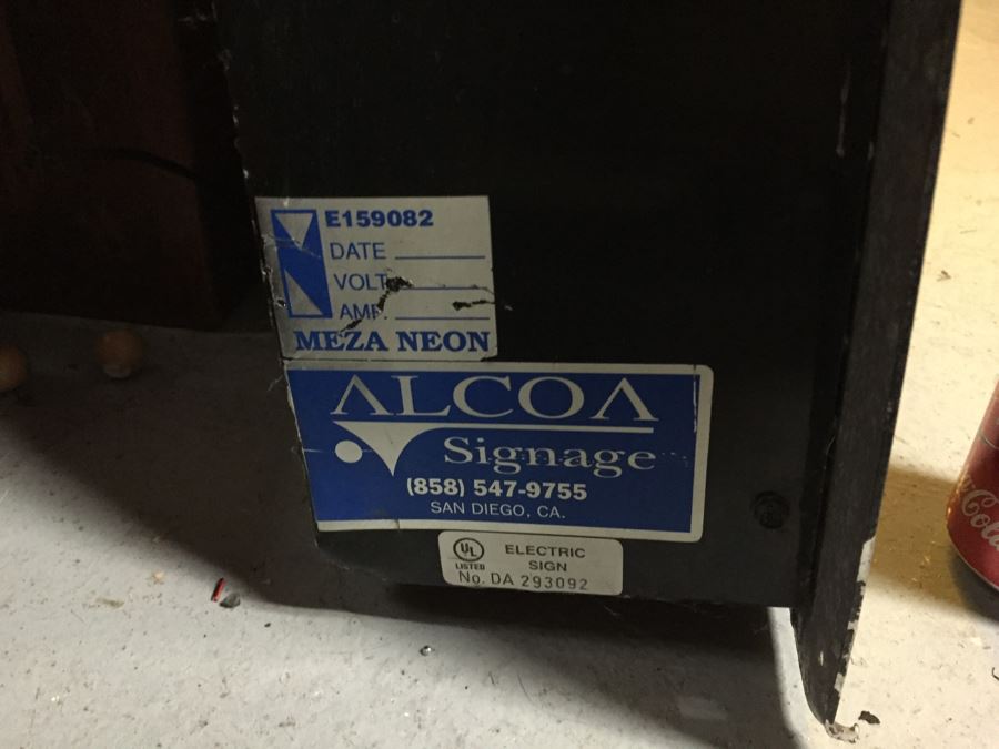 Vigilucci's Ristorante & Pizzeria Original NEON Restaurant Sign Working Own A Piece Of Local History [Photo 10]