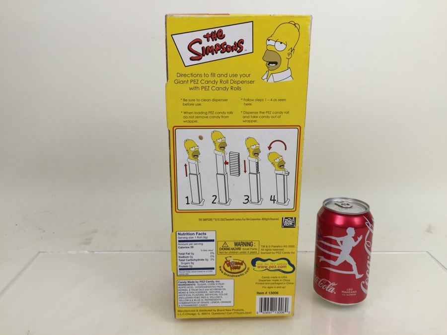 The Simpsons Homer Simpson Giant PEZ Candy Roll Dispenser  [Photo 3]