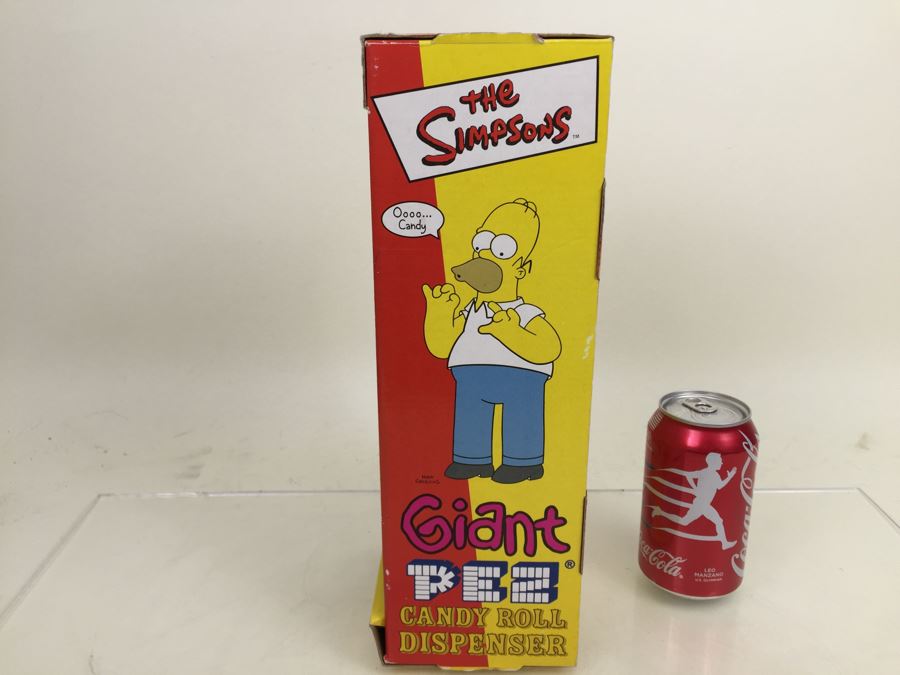 The Simpsons Homer Simpson Giant PEZ Candy Roll Dispenser  [Photo 8]